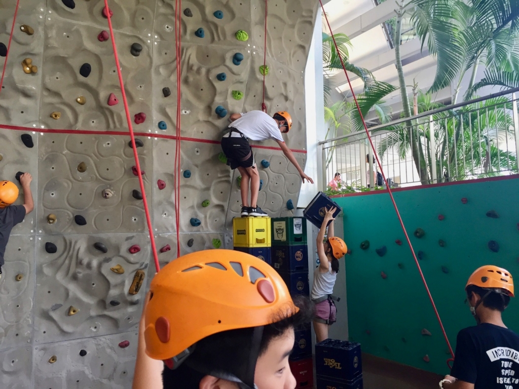Village Camps International Summer Camp VDC Singapore 2017-07-28 https://www.villagecamps.com/journals_admin/images/1751-6511-IMG_7493.jpg
